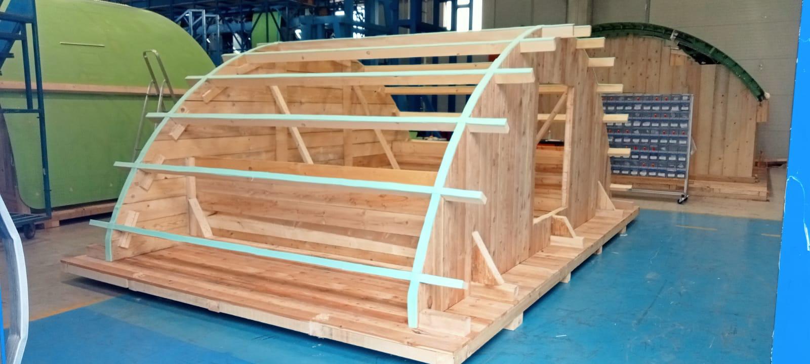 Centine in legno con listelli di appoggio imbottiti